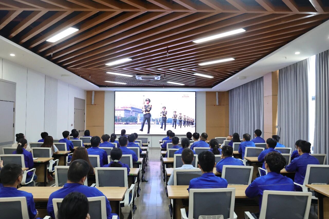 702c8098791c25fefc0deeb56f01e288.jpg 702c8098791c25fefc0deeb56f01e288.jpg