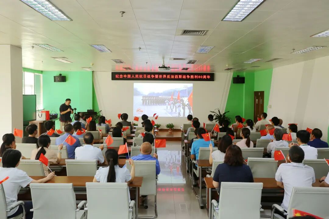 f85496971115bc099a82e623646e92c6.jpg f85496971115bc099a82e623646e92c6.jpg