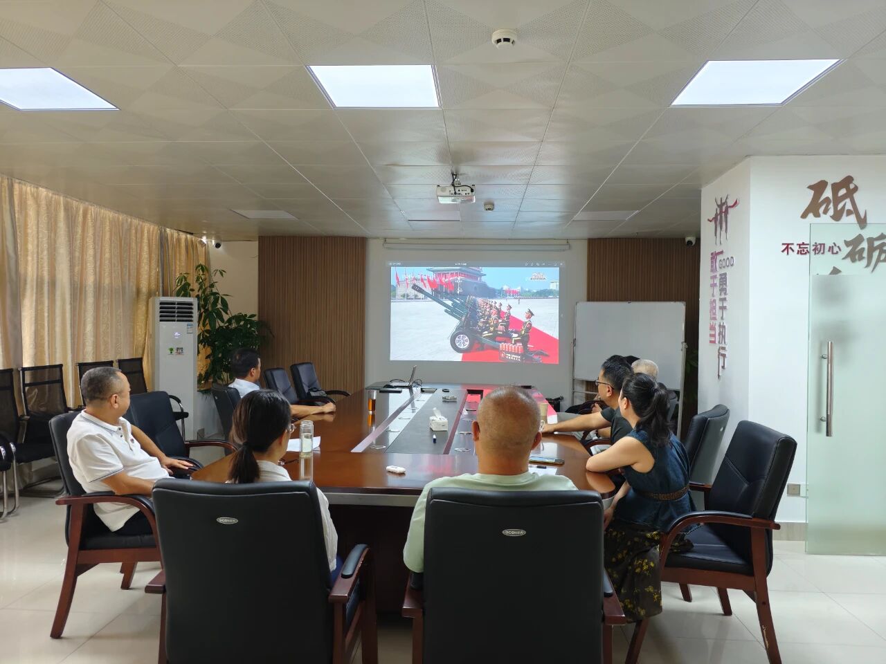 0fc1b0e097d1c7244aefbfcc60d6a7f0.jpg 0fc1b0e097d1c7244aefbfcc60d6a7f0.jpg